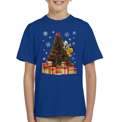 Sooty Christmas Characters Peeking Around Xmas Tree Kid's T-Shirt-Sooty's Shop